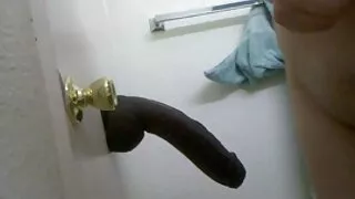 Bruneta in Ciorapi este fututa frenetic filme porno pasionale in cur de un fotograf