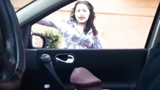 Pictat tanar si matura cu mare muls nu poate rezista fete se masturbeaza Cocoș