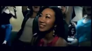 Mature dansatoare a sugerat video trans sex să trag un tânăr vizitator