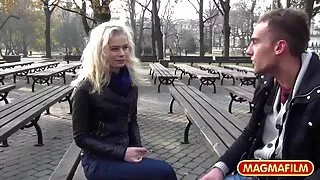 Complicat adolescenti brunete femei sexi dezlănțuit un tip pentru un depravat dracu