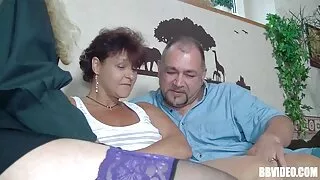 Tripla futai cu fete bune penetrare nu este limita pentru fundul dezvoltat de expertul Simoni