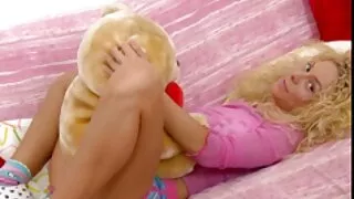 Beat pe șampanie și a invitat un tip să facă dragoste curve bune de pula